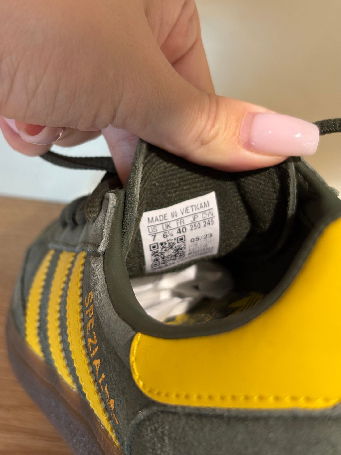 Atlete Adidas Spezial