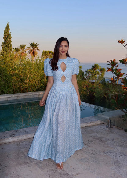 Fustan